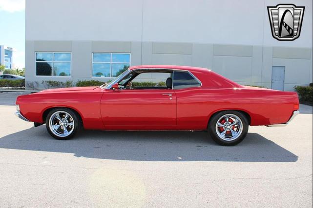 Photo of 1968 Red Ford Fairlane