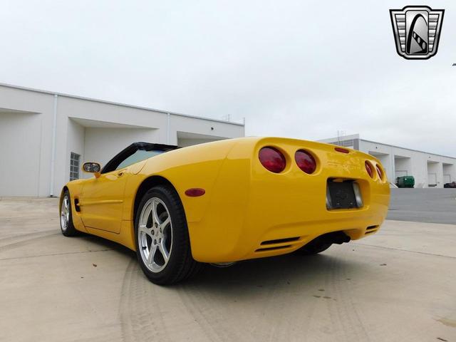 Photo of 2000 Yellow Chevrolet Corvette
