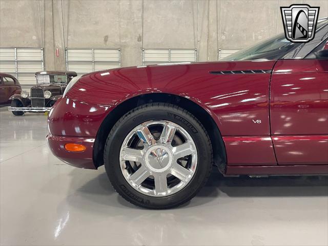 Photo of 2004 Merlot Ford Thunderbird