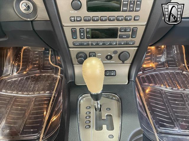 Photo of 2004 Merlot Ford Thunderbird