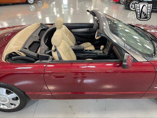 Photo of 2004 Merlot Ford Thunderbird