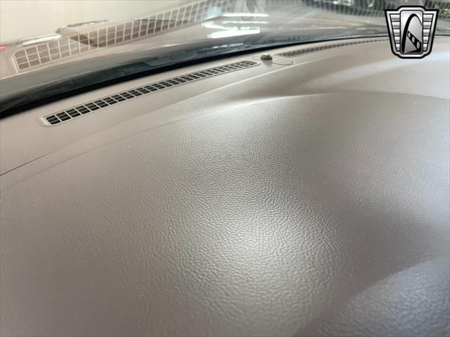 Photo of 2004 Merlot Ford Thunderbird