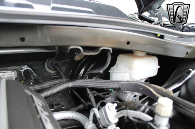Photo of 2015 Gray Dodge Challenger