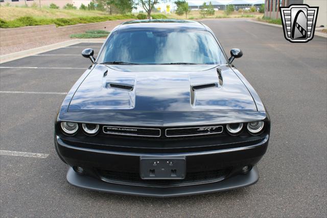 Photo of 2015 Gray Dodge Challenger