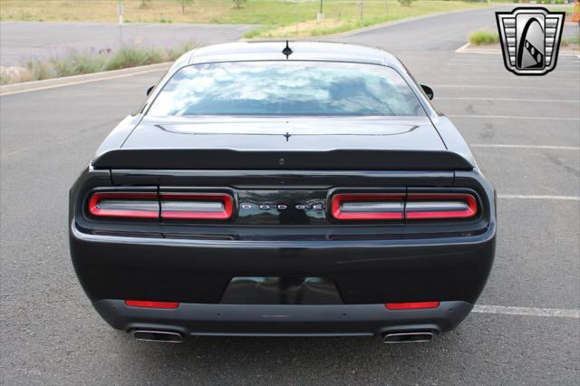 Photo of 2015 Gray Dodge Challenger