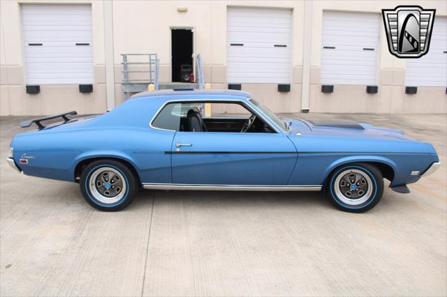 Photo of 1969 Blue Mercury Cougar
