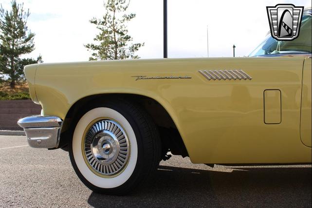 Photo of 1957 Inca Gold Ford Thunderbird