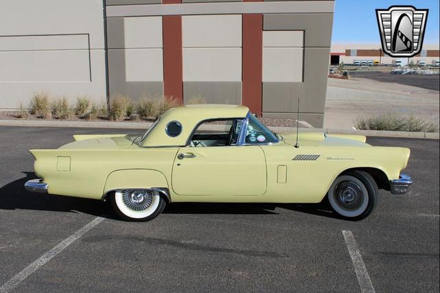 Photo of 1957 Inca Gold Ford Thunderbird