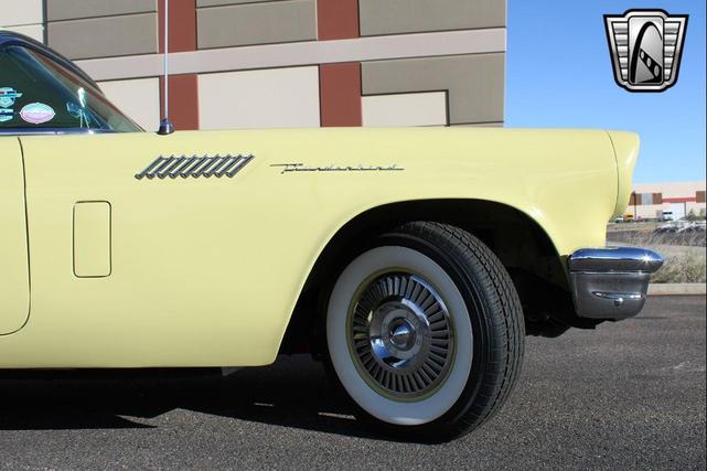 Photo of 1957 Inca Gold Ford Thunderbird