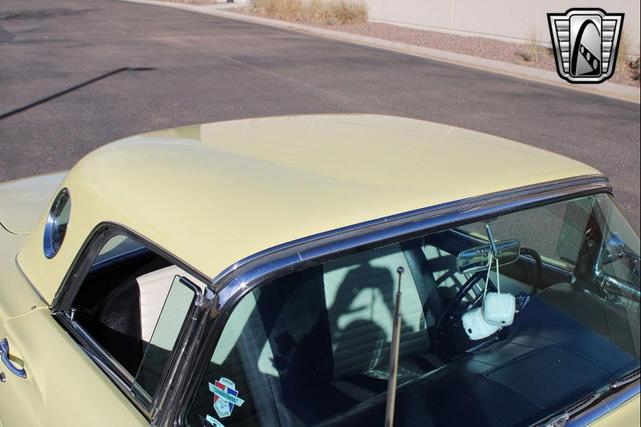 Photo of 1957 Inca Gold Ford Thunderbird