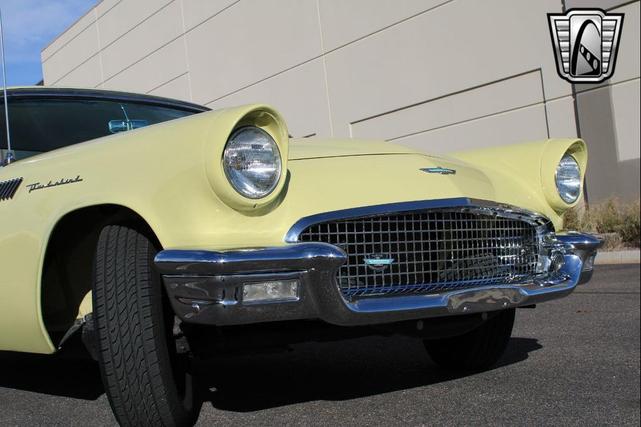 Photo of 1957 Inca Gold Ford Thunderbird