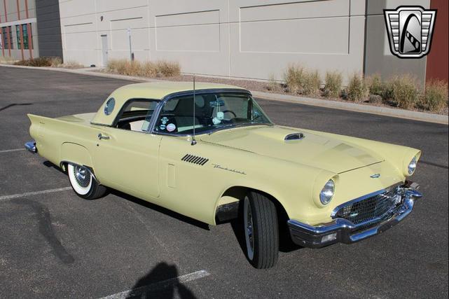Photo of 1957 Inca Gold Ford Thunderbird