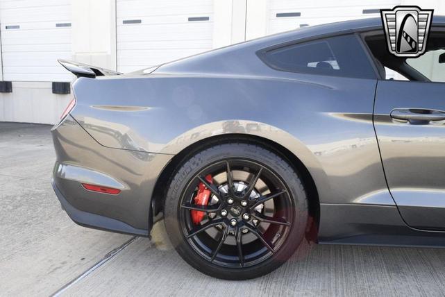 Photo of 2020 Gray Ford Shelby GT350