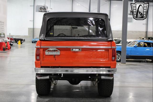 Photo of 1970 Orange Ford Bronco