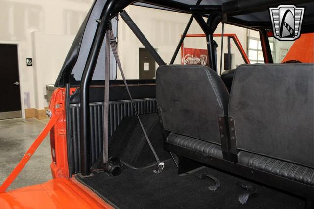 Photo of 1970 Orange Ford Bronco