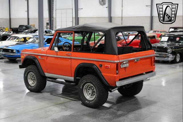 Photo of 1970 Orange Ford Bronco