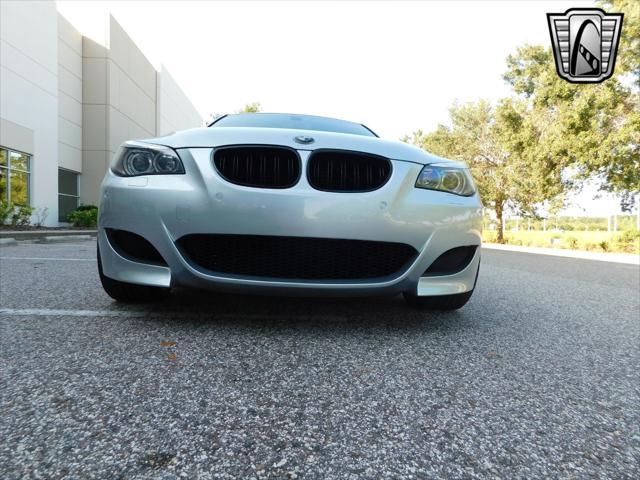 Photo of 2006 Silver metallic BMW M5