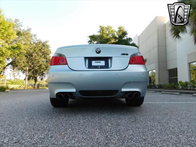 Photo of 2006 Silver metallic BMW M5