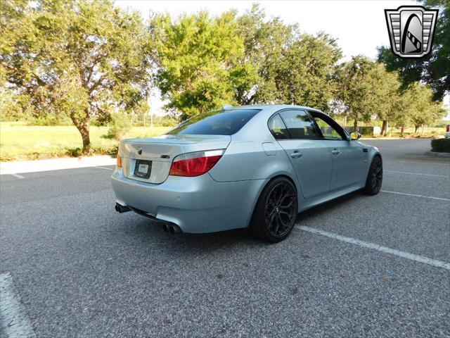 Photo of 2006 Silver metallic BMW M5