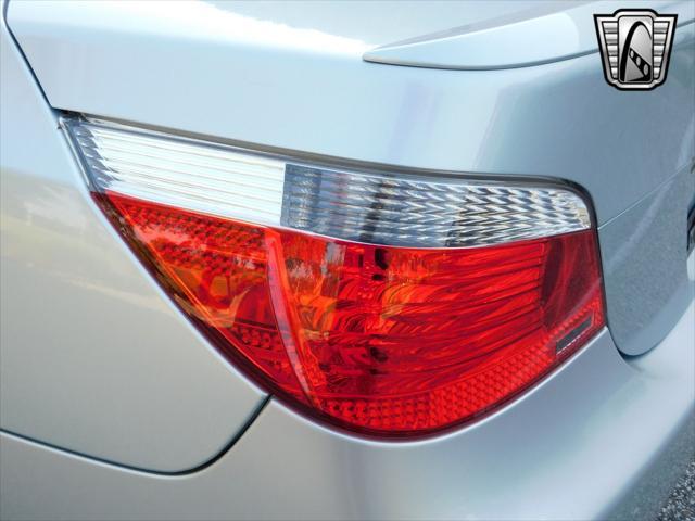 Photo of 2006 Silver metallic BMW M5