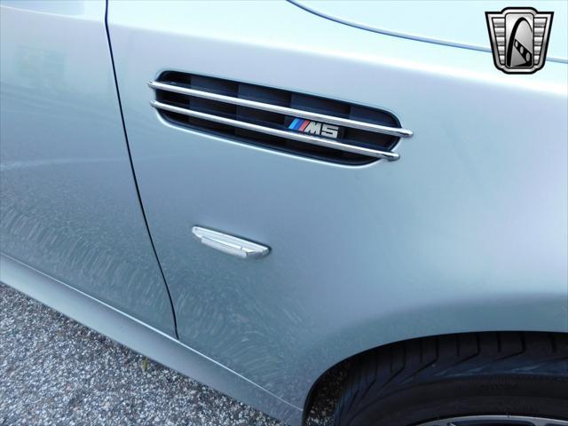 Photo of 2006 Silver metallic BMW M5