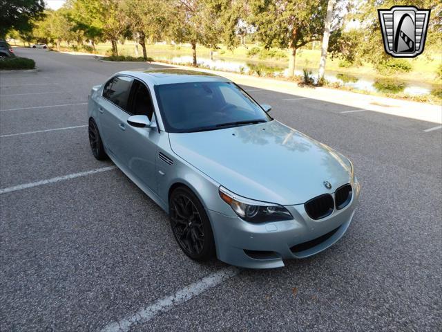 Photo of 2006 Silver metallic BMW M5