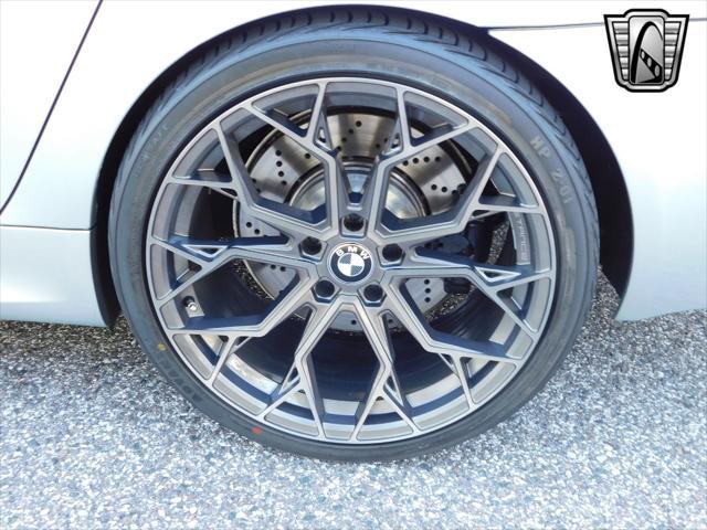 Photo of 2006 Silver metallic BMW M5