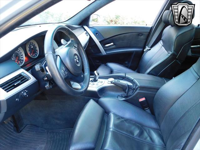 Photo of 2006 Silver metallic BMW M5