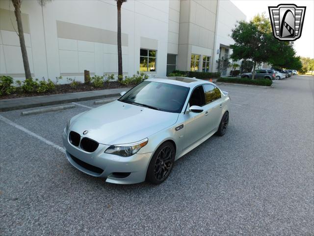 Photo of 2006 Silver metallic BMW M5