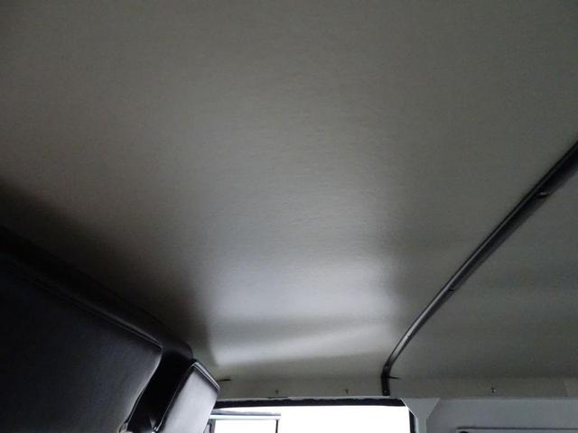Photo of 1975 Sea foam Green Ford Bronco
