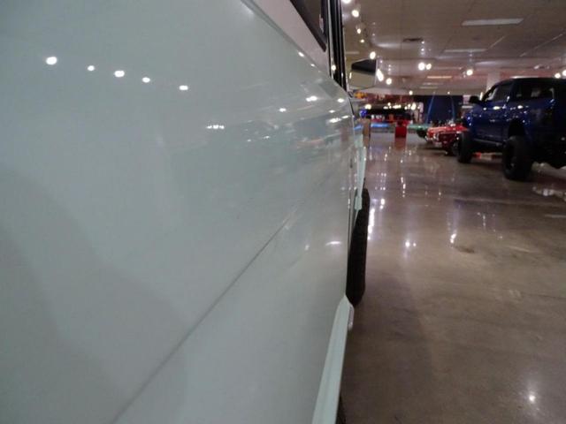 Photo of 1975 Sea foam Green Ford Bronco