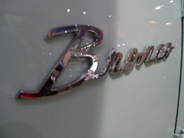 Photo of 1975 Sea foam Green Ford Bronco