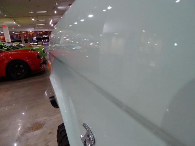 Photo of 1975 Sea foam Green Ford Bronco