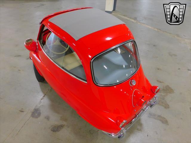 Photo of 1958 Red BMW Isetta