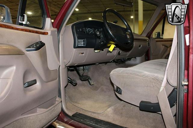 Photo of 1996 Maroon Ford F-150
