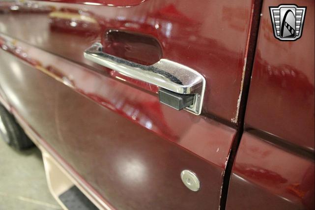 Photo of 1996 Maroon Ford F-150