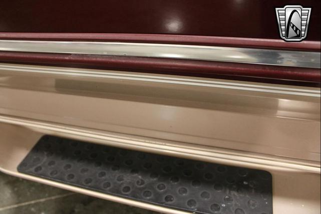 Photo of 1996 Maroon Ford F-150