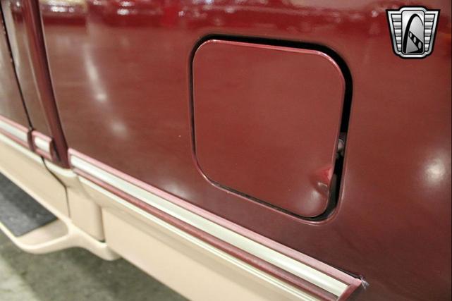 Photo of 1996 Maroon Ford F-150