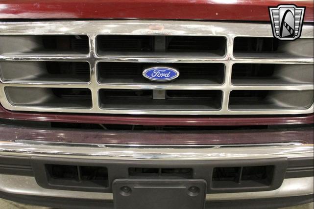 Photo of 1996 Maroon Ford F-150