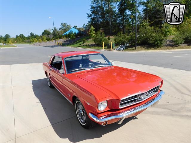 Photo of 1964 Red Ford Mustang