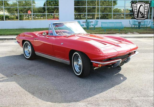 Photo of 1963 Red Chevrolet Corvette