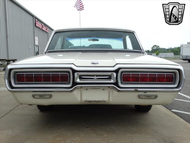 Photo of 1965 White Ford Thunderbird