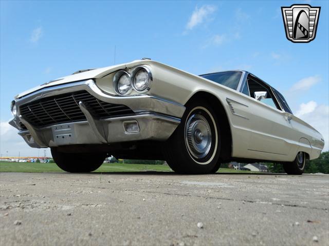 Photo of 1965 White Ford Thunderbird