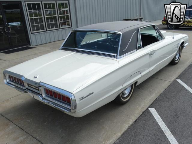 Photo of 1965 White Ford Thunderbird