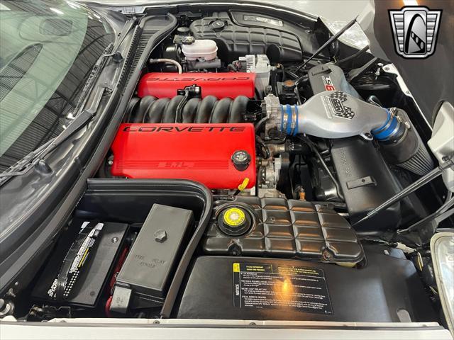 Photo of 2002 Silver Chevrolet Corvette