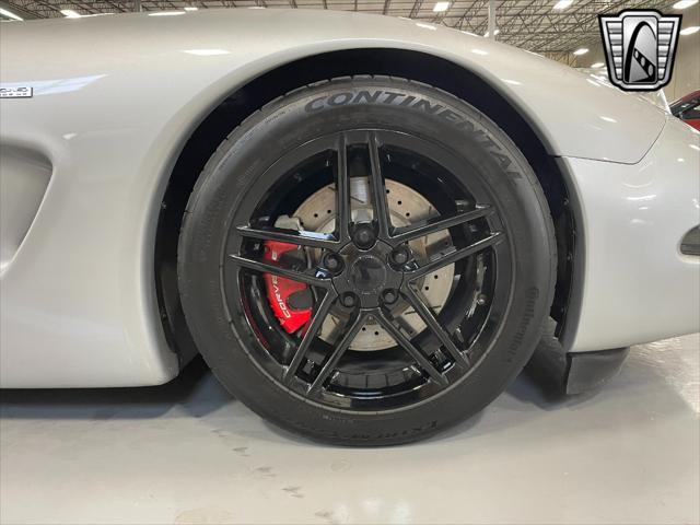 Photo of 2002 Silver Chevrolet Corvette