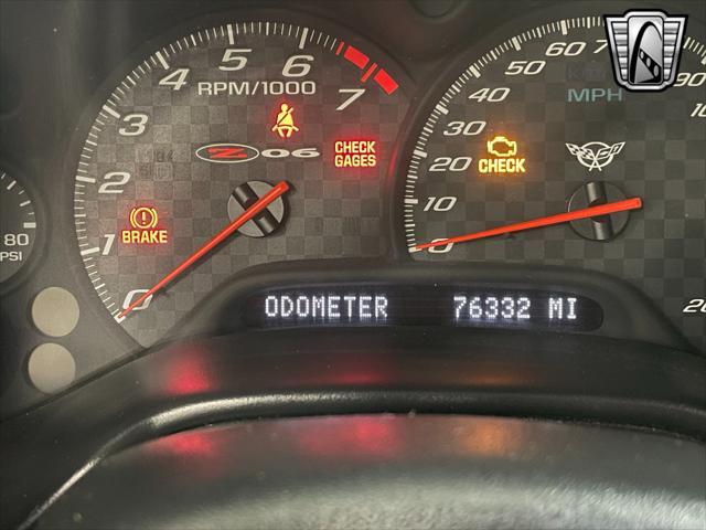 Photo of 2002 Silver Chevrolet Corvette
