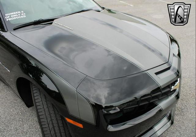 Photo of 2011 Black Chevrolet Camaro