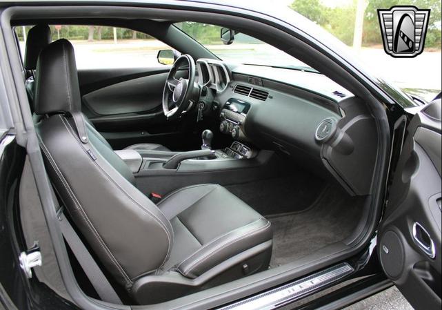 Photo of 2011 Black Chevrolet Camaro