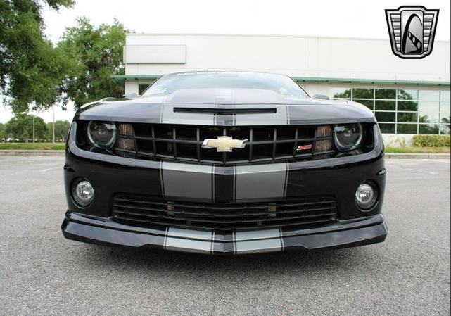 Photo of 2011 Black Chevrolet Camaro
